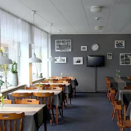 Auto-parkhotel Hotel 2*