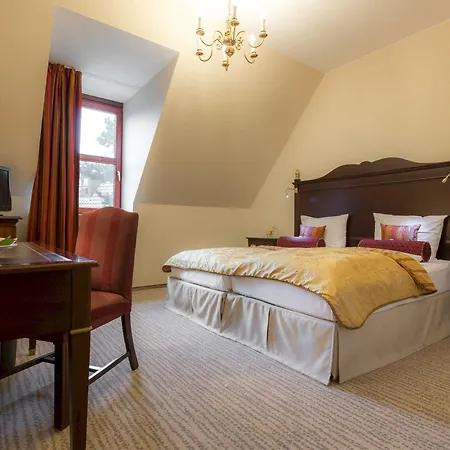 Hotel Engel 4*