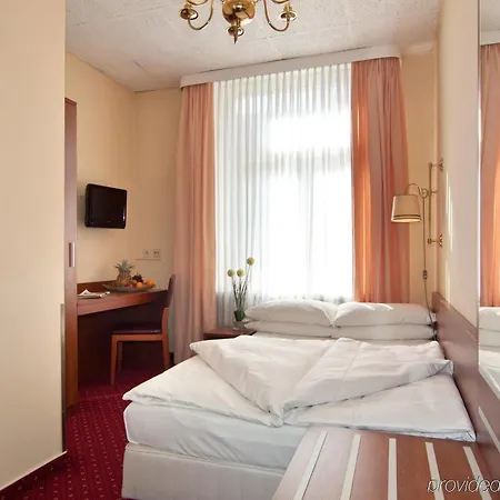 Kronprinz Hauptbahnhof Hotel Amburgo