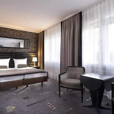 Park Am Berliner Tor Hotel 4*