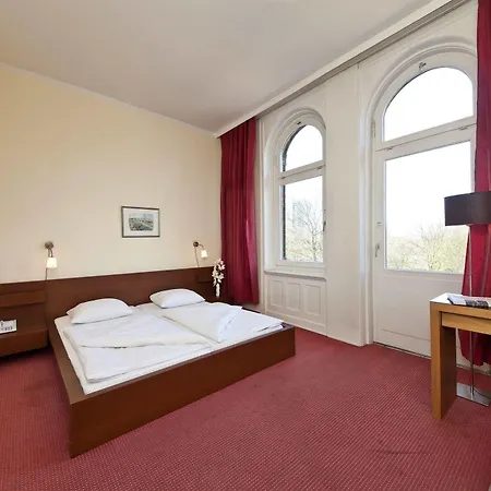 Holstenwall Neustadt Hotel