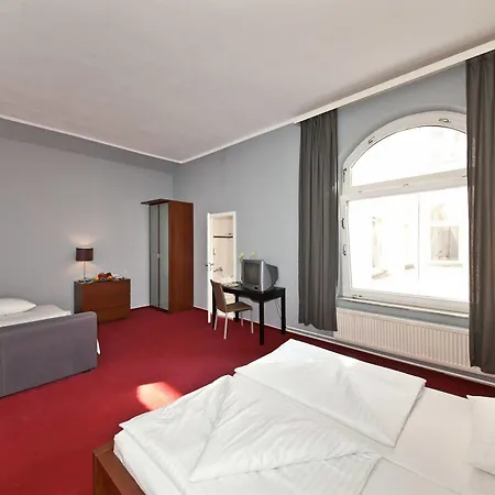 Holstenwall Neustadt Hotel