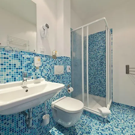 Holstenwall Neustadt Hotel 3*