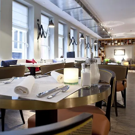 Henri Downtown 4* Amburgo