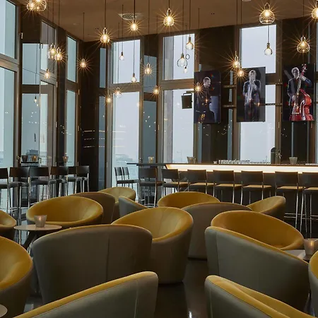 Hyperion Hotel 5*