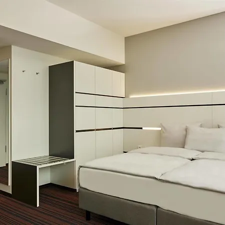 Hyperion Hotel