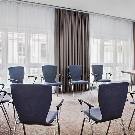 Hotel Intercityhotel Altona 3*