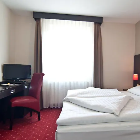 Savoy 3*