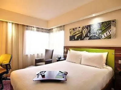 Hampton By Hilton Centre Hotel