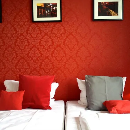 Pyjama Park St Pauli Und Hotell Hamburg-Harburg