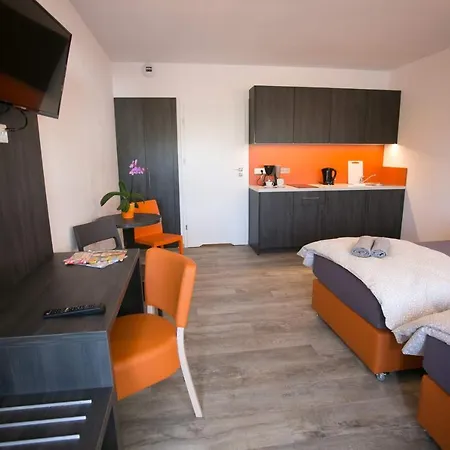 Hotel A7 2*