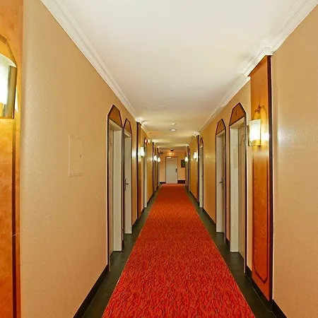 Senator 4* Hamburg