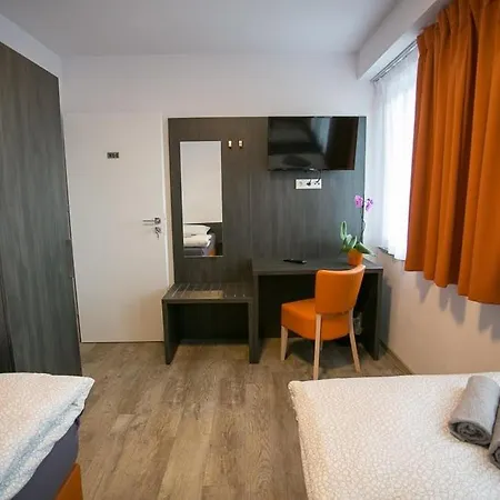 A7 Hotel 2*