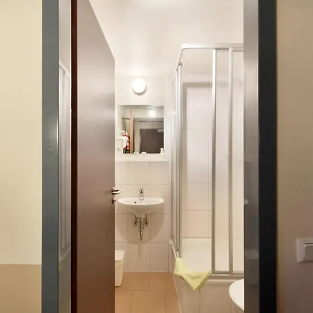 Meinhotel Hotell