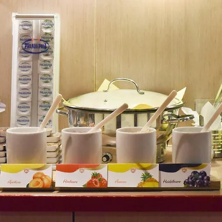 Meinhotel Hotell 2*