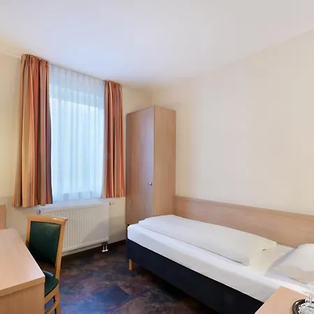 Hotell Meinhotel 2*