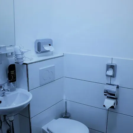 Hotel Pionier Wandsbek 2*