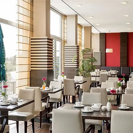 Hotel Nh Horner Rennbahn