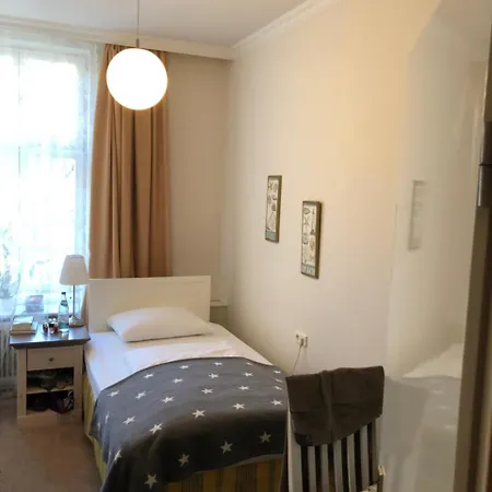 Hotel Fresena Im Dammtorpalais 3*