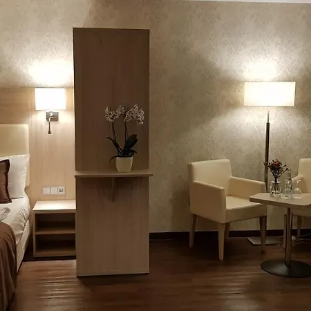 Szálloda Budapester Hof 2*
