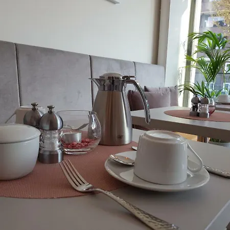 Hotell Apricot