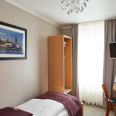Hafentor 3*