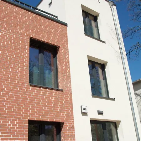 Hotel Hanselife City Nord 3*