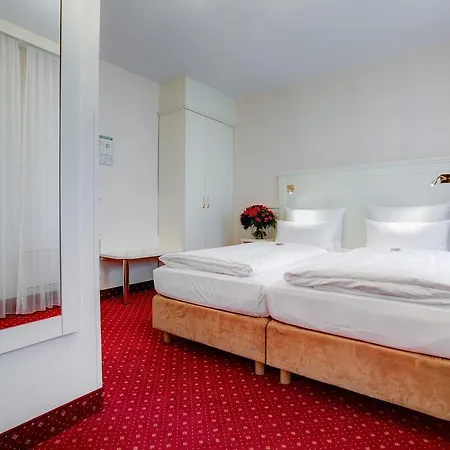Fuerst Bismarck Hotel