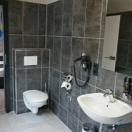 Urban 3*