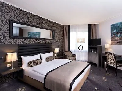 Hotel Park Am Berliner Tor 4*