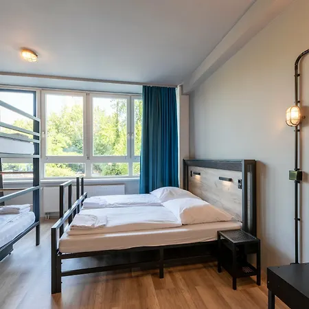 Hotel A&o 2*
