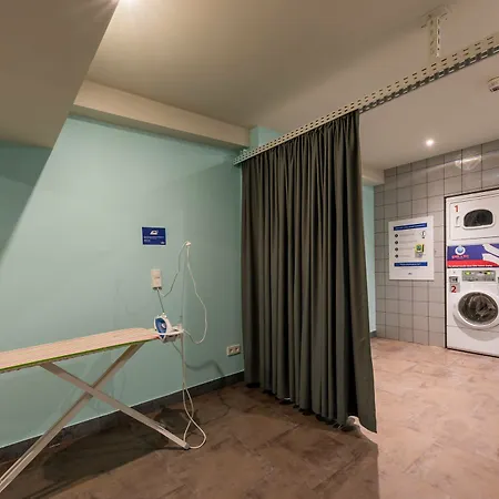 Hotel A&o 2*