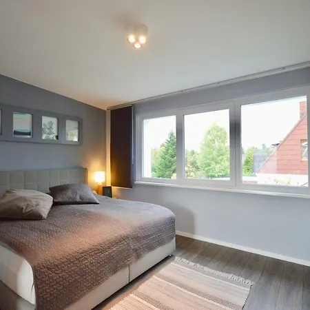 Apartment Urbaner Lifestyle Im Klimaneutralen Effizienzhaus Hamburg