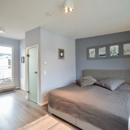 Apartment Urbaner Lifestyle Im Klimaneutralen Effizienzhaus Hamburg