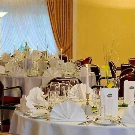 Hotel Courtyard By Marriott Airport 4*