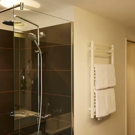 Hotel Hyperion