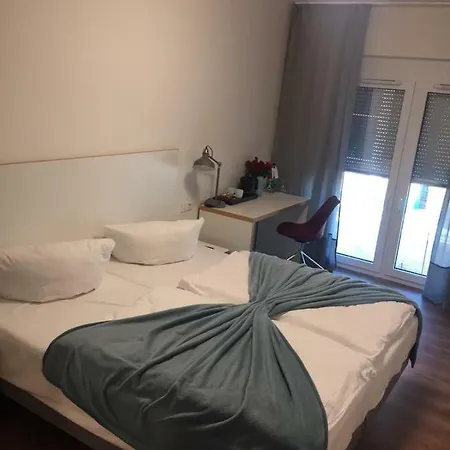 Hotel Hanselife City Nord 3*