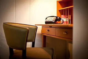 Henri Downtown Hotel