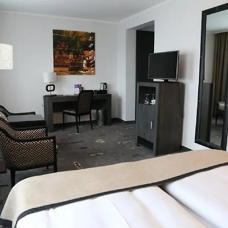 Park Am Berliner Tor Hotel 4*