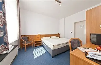 Otel Commerz 2*