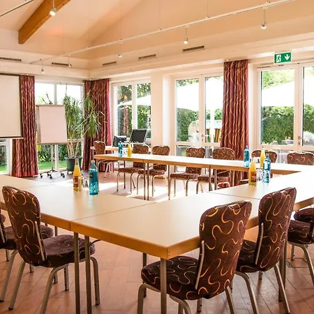 Bundt's & Gartenrestaurant Hotel 3*