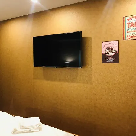 艾尔博加勒里酒店 酒店