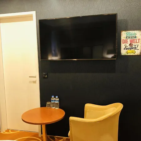 Hotel Elbgalerie Hotel 2*