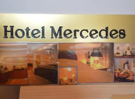 Mercedes/centrum Szálloda
